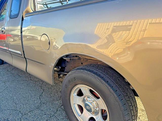 Photo 11 from auction – 2001 FORD F150 with VIN 1FTRX17L81NA76272