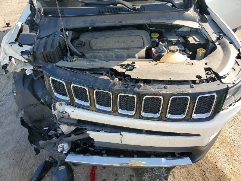 Photo 12 from auction – 2018 JEEP COMPASS with VIN 3C4NJDCB5JT307806