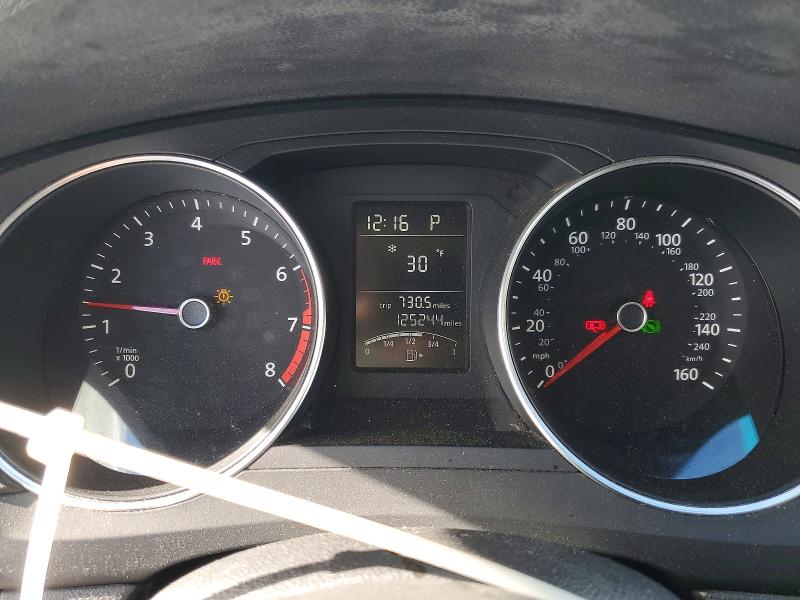 Zdjęcie 9 z aukcji – 2017 VOLKSWAGEN JETTA S z VIN 3VW2B7AJ8HM249381