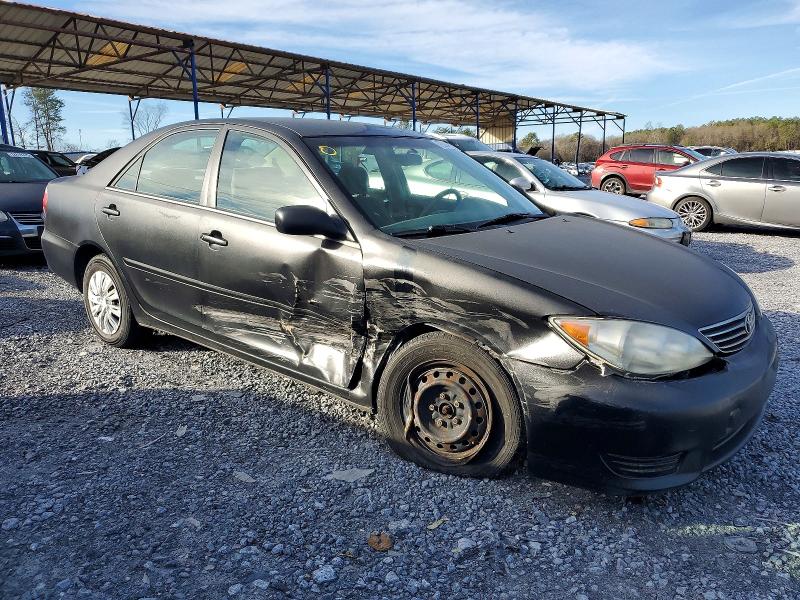 Photo 4 from auction – 2005 TOYOTA CAMRY with VIN JTDBE32K753034212