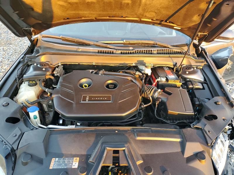 Photo 11 from auction – 2017 LINCOLN MKZ with VIN 3LN6L5E92HR645374