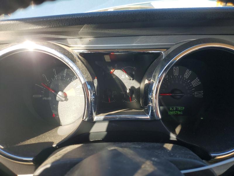 Photo 9 from auction – 2005 FORD MUSTANG with VIN 1ZVFT80N555108231