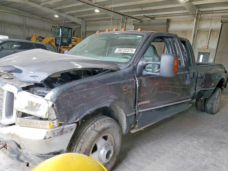 FORD F350 2003 with VIN 1FTWW33P73EC70143 - Photo from auction
