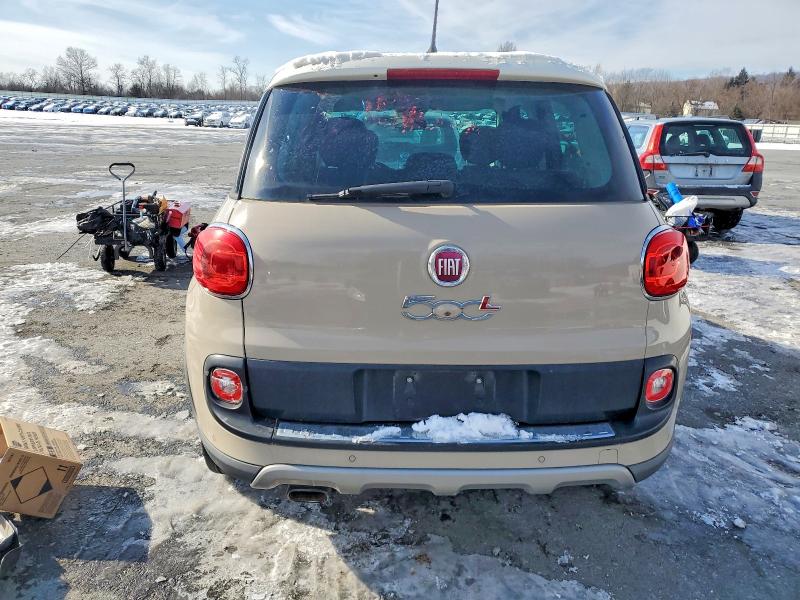 Photo 6 from auction – 2016 FIAT 500L TREKK with VIN ZFBCFADH6GZ037788