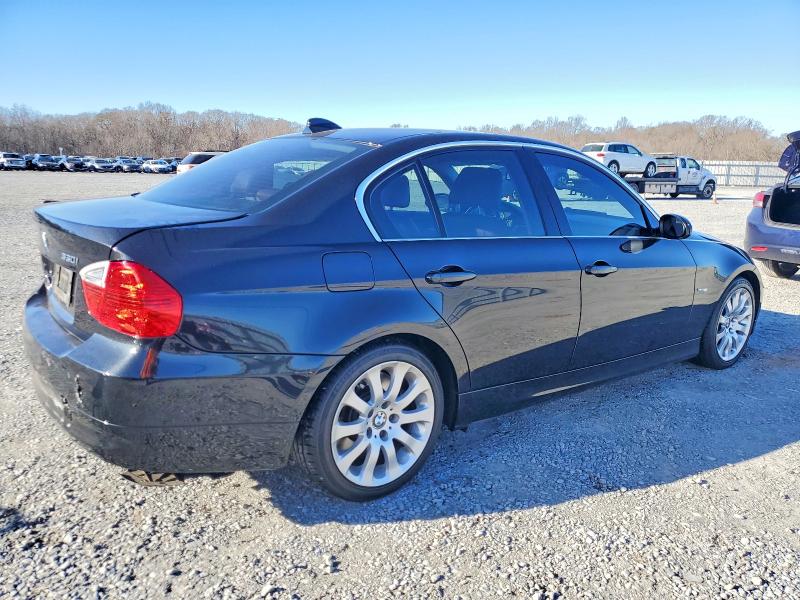 Photo 3 from auction – 2006 BMW 330 I with VIN WBAVB33586PS15809