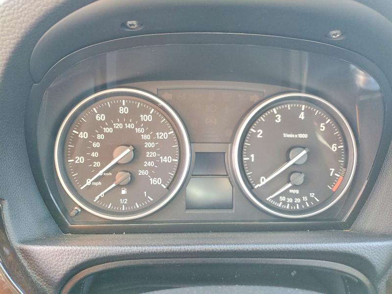 Photo 9 from auction – 2011 BMW 328 I SULE with VIN WBAPH5C56BF094152