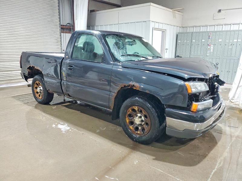 Photo 4 from auction – 2005 CHEVROLET SILVERADO with VIN 1GCEC14X05Z151059