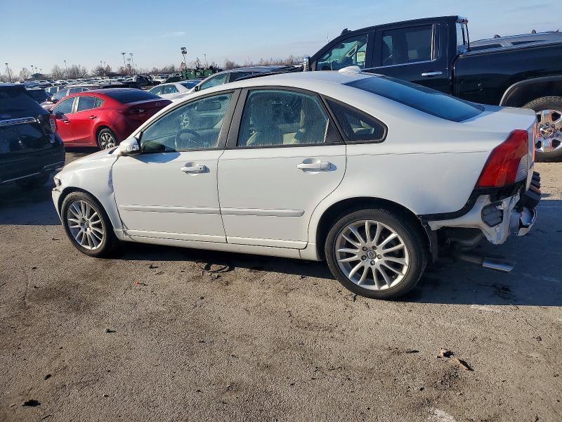 Photo 2 from auction – 2011 VOLVO S40 T5 with VIN YV1672MS3B2536813