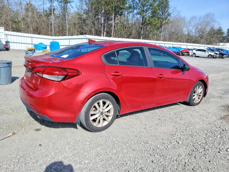 Photo 3 from auction – 2017 KIA FORTE LX with VIN 3KPFL4A77HE111801