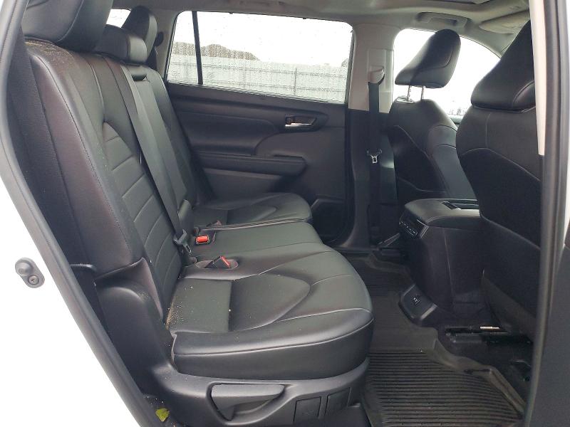 Photo 11 from auction – 2020 TOYOTA HIGHLANDER with VIN 5TDHZRBHXLS519817