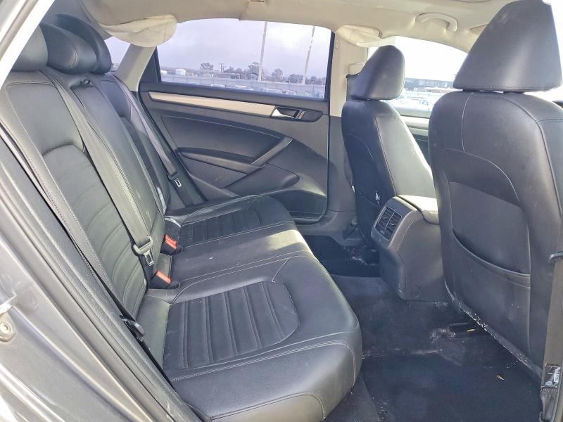 Photo 10 from auction – 2015 VOLKSWAGEN PASSAT with VIN 1VWBT7A39FC015361
