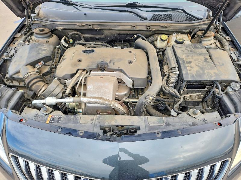 Photo 11 from auction – 2017 BUICK REGAL SPOR with VIN 2G4GL5EX5H9189590