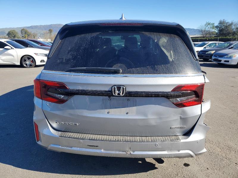 Photo 6 from auction – 2025 HONDA ODYSSEY with VIN 5FNRL6H8XSB005576