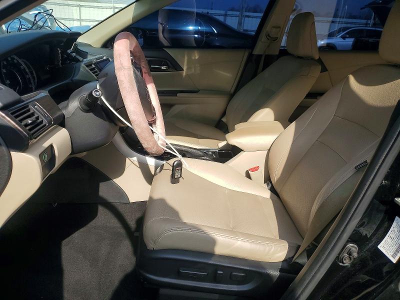 Photo 7 from auction – 2016 HONDA ACCORD EXL with VIN 1HGCR3F83GA034862