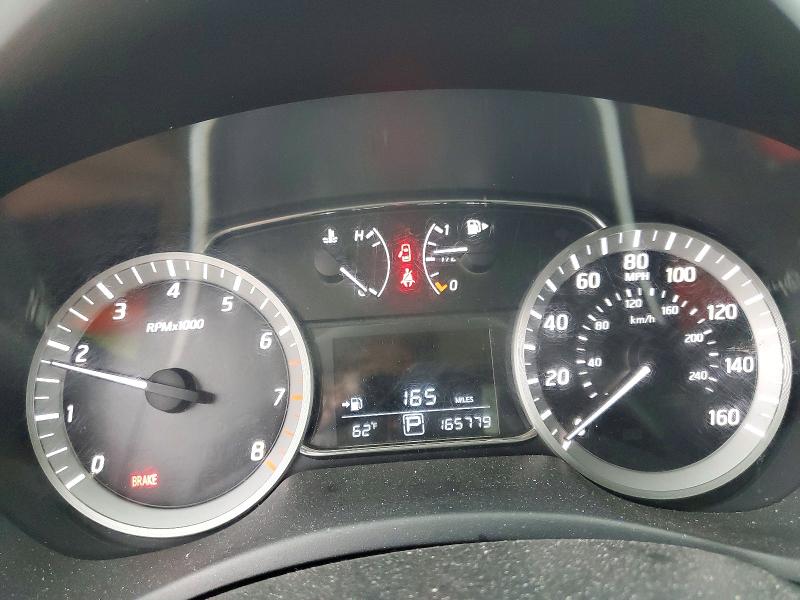 Photo 9 from auction – 2015 NISSAN SENTRA with VIN 3N1AB7AP5FY237605
