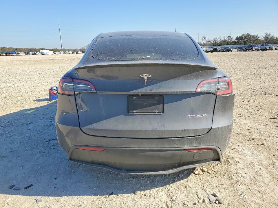 Photo 6 from auction – 2022 TESLA MODEL Y with VIN 7SAYGDEF9NF446176
