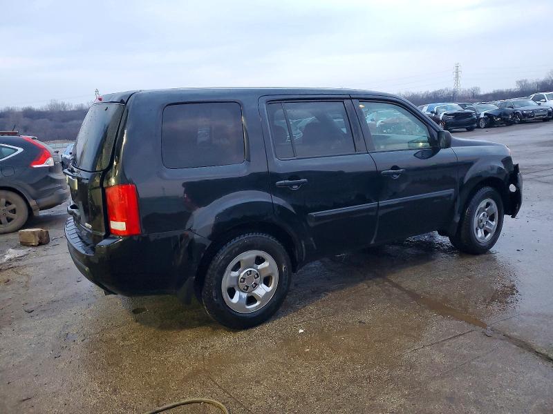 Photo 3 from auction – 2010 HONDA PILOT LX with VIN 5FNYF4H26AB023140
