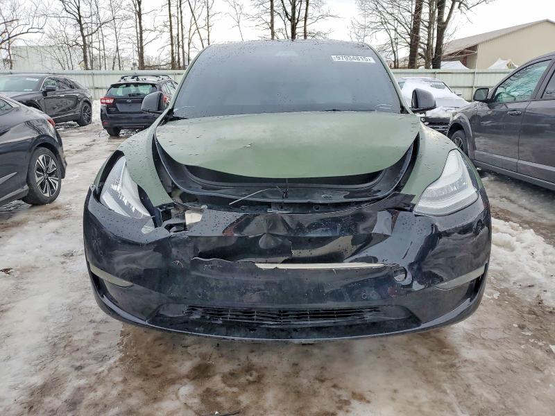 Photo 5 from auction – 2021 TESLA MODEL Y with VIN 5YJYGAEE3MF130676