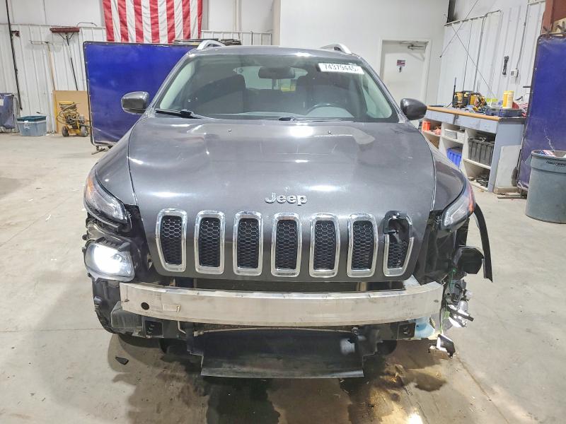 Photo 5 from auction – 2017 JEEP CHEROKEE L with VIN 1C4PJMCS4HW633156