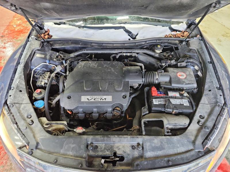 Photo 12 from auction – 2012 HONDA CROSSTOUR with VIN 5J6TF2H58CL004009