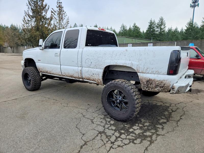 Photo 2 from auction – 2004 CHEVROLET SILVERADO with VIN 1GCHK29224E265475