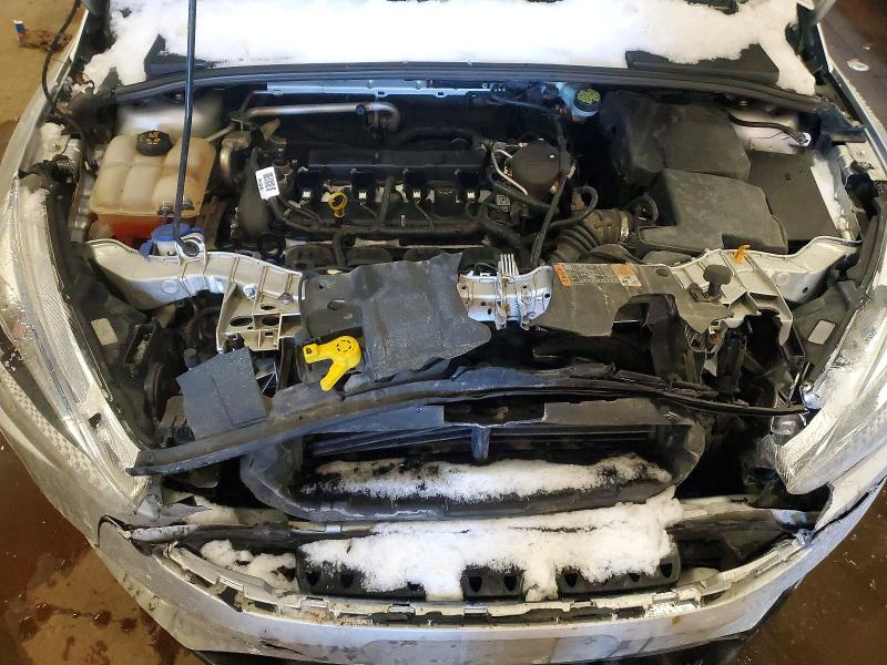 Photo 11 from auction – 2015 FORD FOCUS SE with VIN 1FADP3F23FL270571