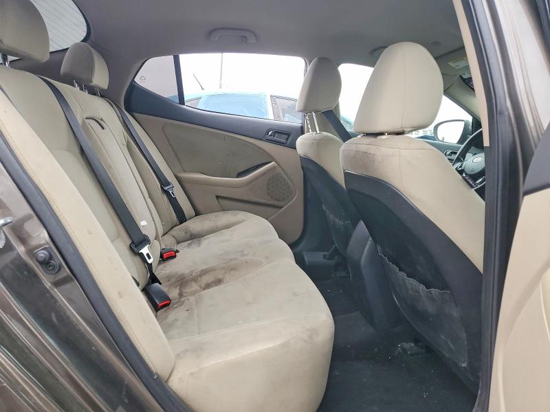 Photo 10 from auction – 2012 KIA OPTIMA with VIN 5XXGM4A76CG068330