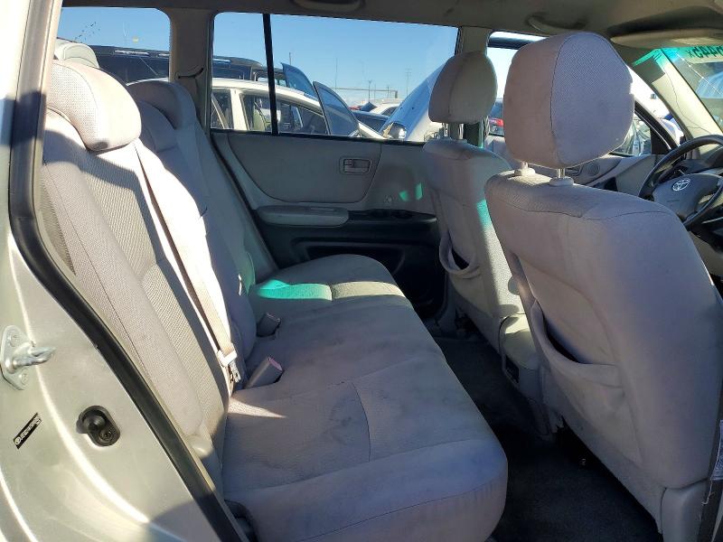Photo 10 from auction – 2005 TOYOTA HIGHLANDER with VIN JTEGD21A150107051