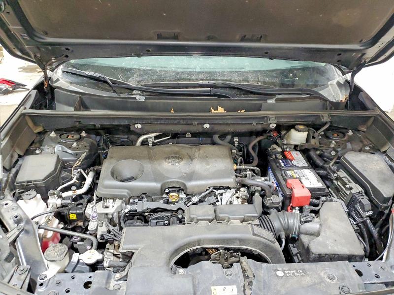 Photo 12 from auction – 2021 TOYOTA RAV4 LE with VIN 2T3G1RFV0MW150100