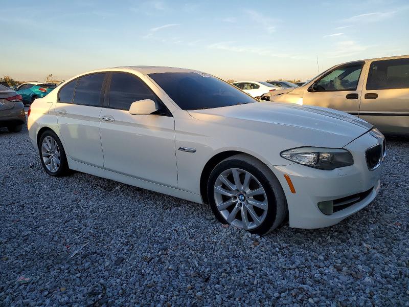 Photo 4 from auction – 2011 BMW 528 I with VIN WBAFR1C54BDJ97812