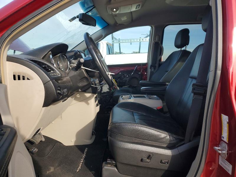 Photo 7 from auction – 2015 CHRYSLER TOWN & COU with VIN 2C4RC1BG8FR709093