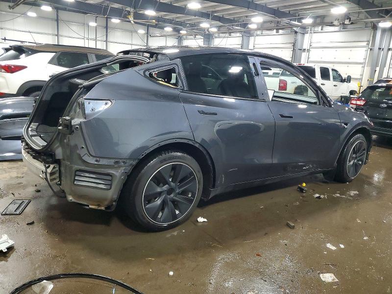 Photo 3 from auction – 2021 TESLA MODEL Y with VIN 5YJYGAEE6MF211462