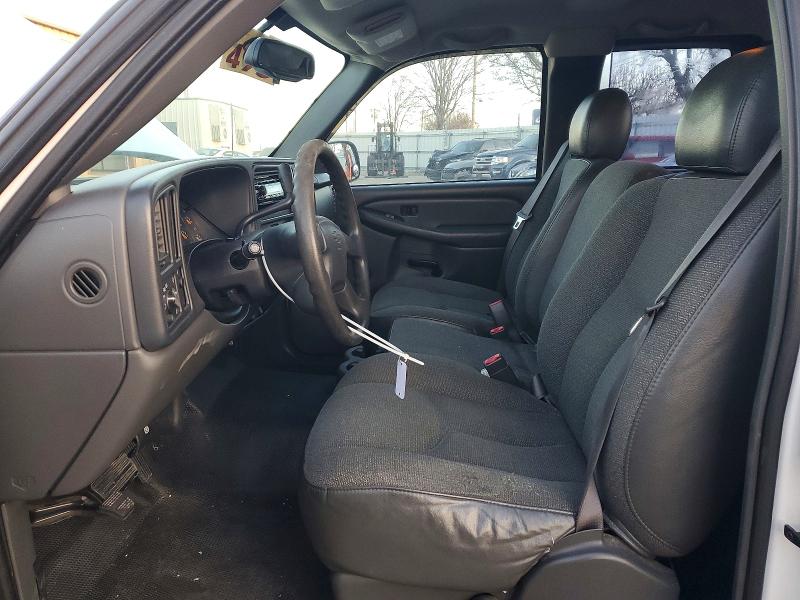 Photo 7 from auction – 2004 CHEVROLET SILVERADO with VIN 1GCEC19X14Z128462