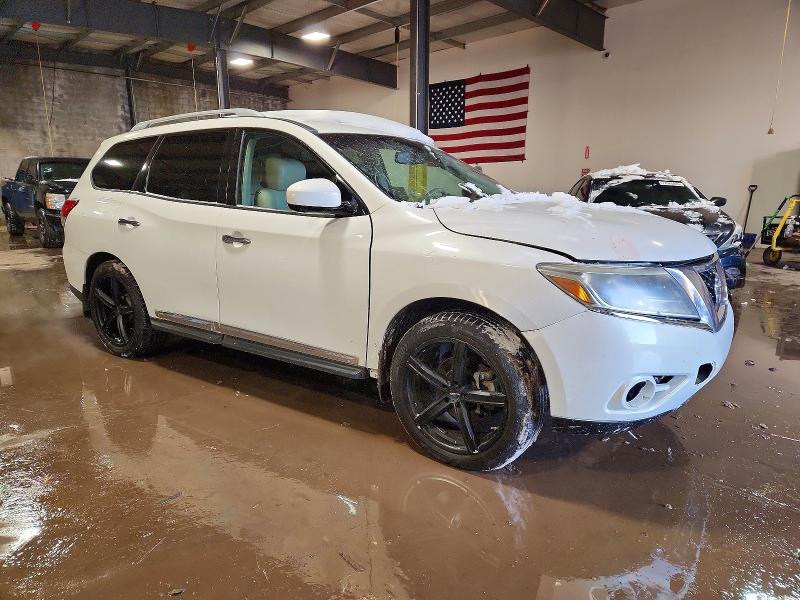 Photo 4 from auction – 2014 NISSAN PATHFINDER with VIN 5N1AR2MM4EC712306