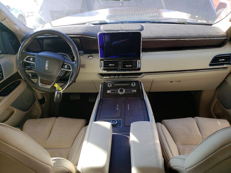 Photo 8 from auction – 2019 LINCOLN NAVIGATOR with VIN 5LMJJ2LT3KEL20057