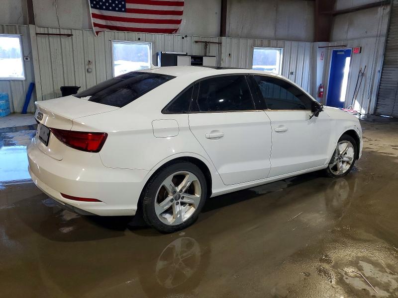 صورة رقم 3 من المزاد - 2017 AUDI A3 PREMIUM مع VIN WAUAUGFFXH1070007