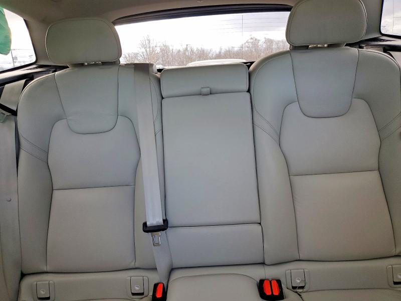 Photo 9 from auction – 2023 VOLVO XC60 with VIN YV4L12RN6P1238716