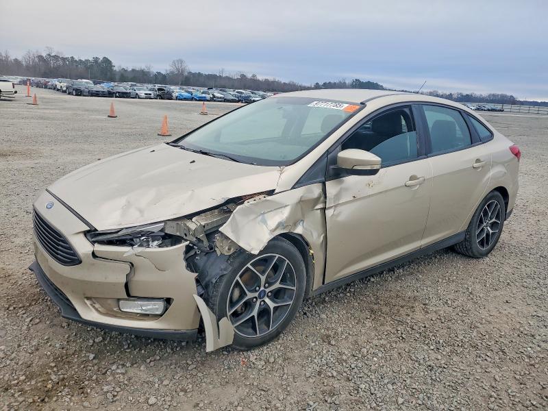 FORD FOCUS SE 2018 with VIN 1FADP3FE6JL307504 - Photo from auction