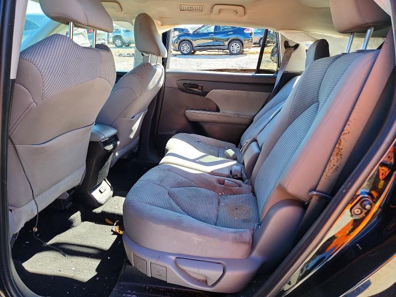 Zdjęcie 11 z aukcji – 2021 TOYOTA HIGHLANDER z VIN 5TDZZRAH0MS081123