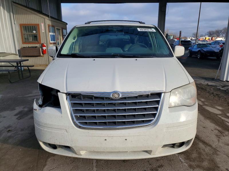 Photo 5 from auction – 2008 CHRYSLER TOWN & COU with VIN 2A8HR54P58R639322