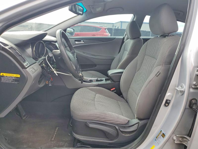 Photo 7 from auction – 2012 HYUNDAI SONATA GLS with VIN 5NPEB4AC2CH340760
