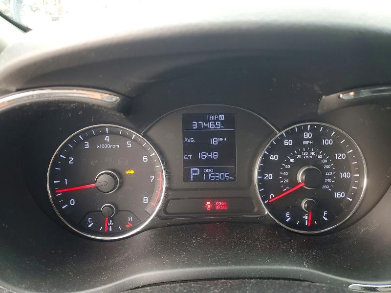 Photo 9 from auction – 2015 KIA FORTE LX with VIN KNAFX4A68F5327464