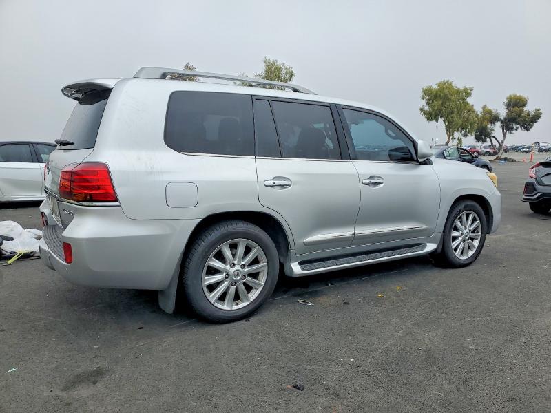 Photo 3 from auction – 2008 LEXUS LX 570 with VIN JTJHY00W384016873
