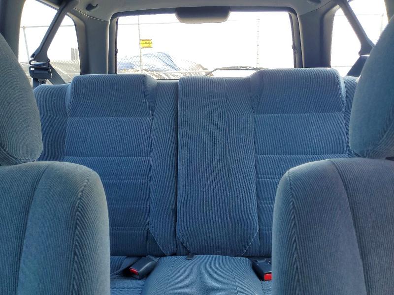 Photo 10 from auction – 1993 TOYOTA COROLLA with VIN JT2AE09WXP0021597