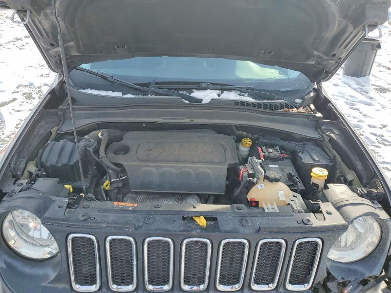 Photo 12 from auction – 2016 JEEP RENEGADE with VIN ZACCJABT9GPE14535