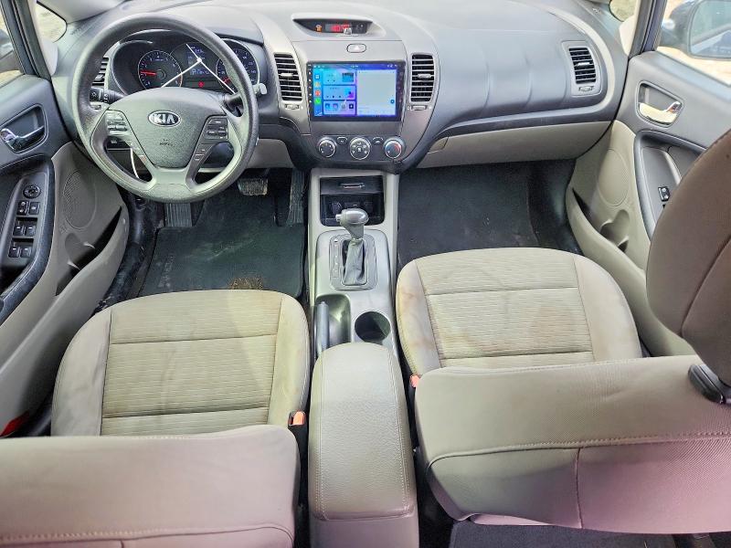 Photo 8 from auction – 2015 KIA FORTE LX with VIN KNAFX4A6XF5413973