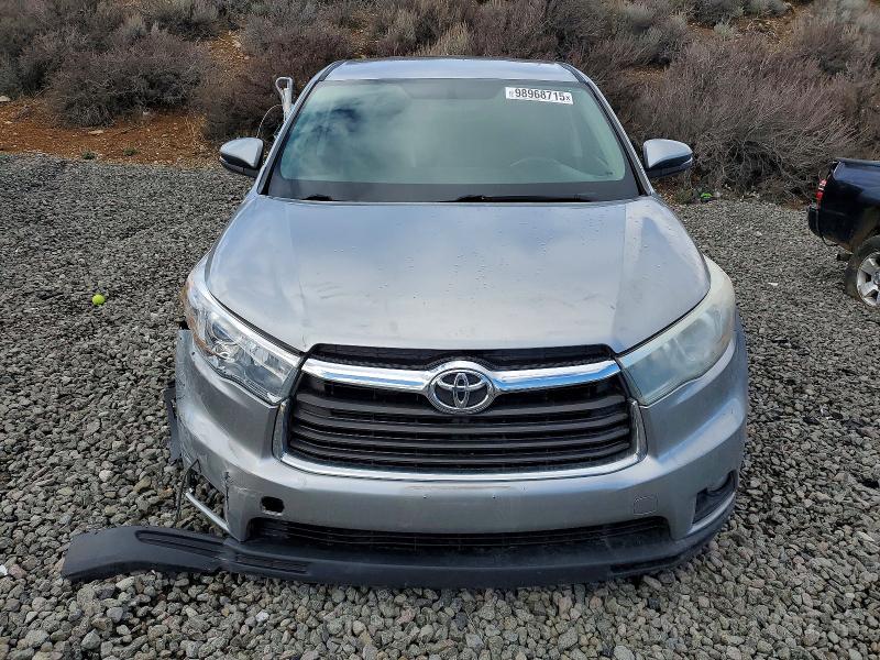 Photo 5 from auction – 2015 TOYOTA HIGHLANDER with VIN 5TDBKRFH0FS127101