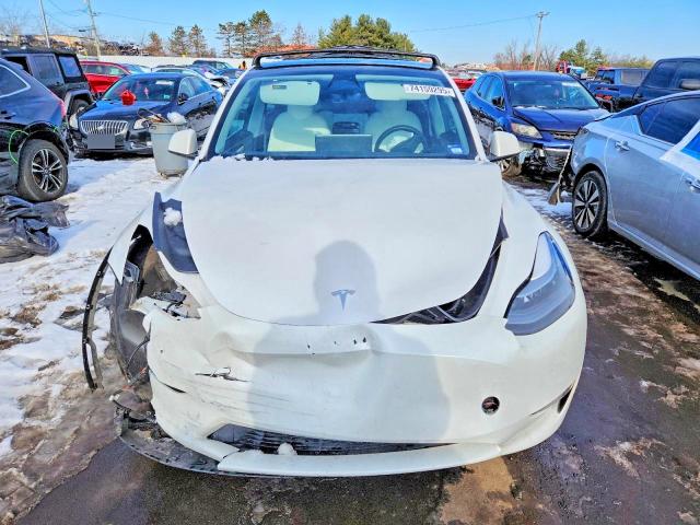 Photo 5 from auction – 2023 TESLA MODEL Y with VIN 7SAYGDEF4PF663086