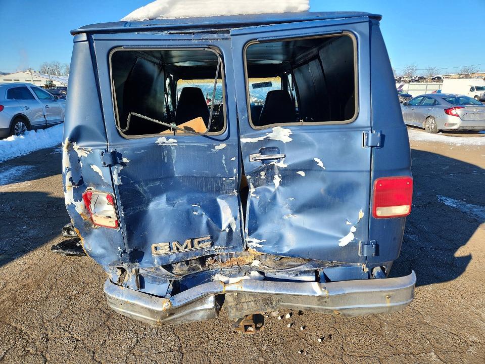 Photo 6 from auction – 1988 GMC VANDURA with VIN 1GTDG15H4J7523063