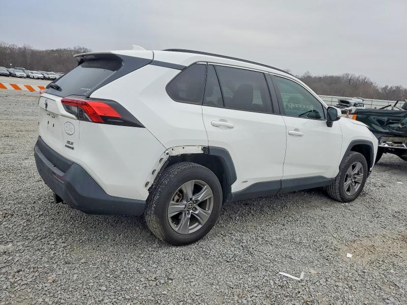 Photo 3 from auction – 2022 TOYOTA RAV4 with VIN 4T3RWRFV7NU081689